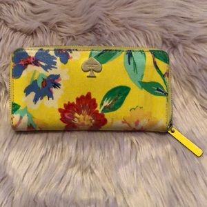 Kate Spade Yellow Floral Wallet ♠️